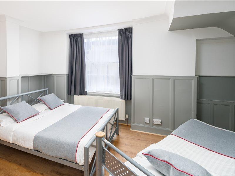 Oyo Kings Hotel London Exterior photo