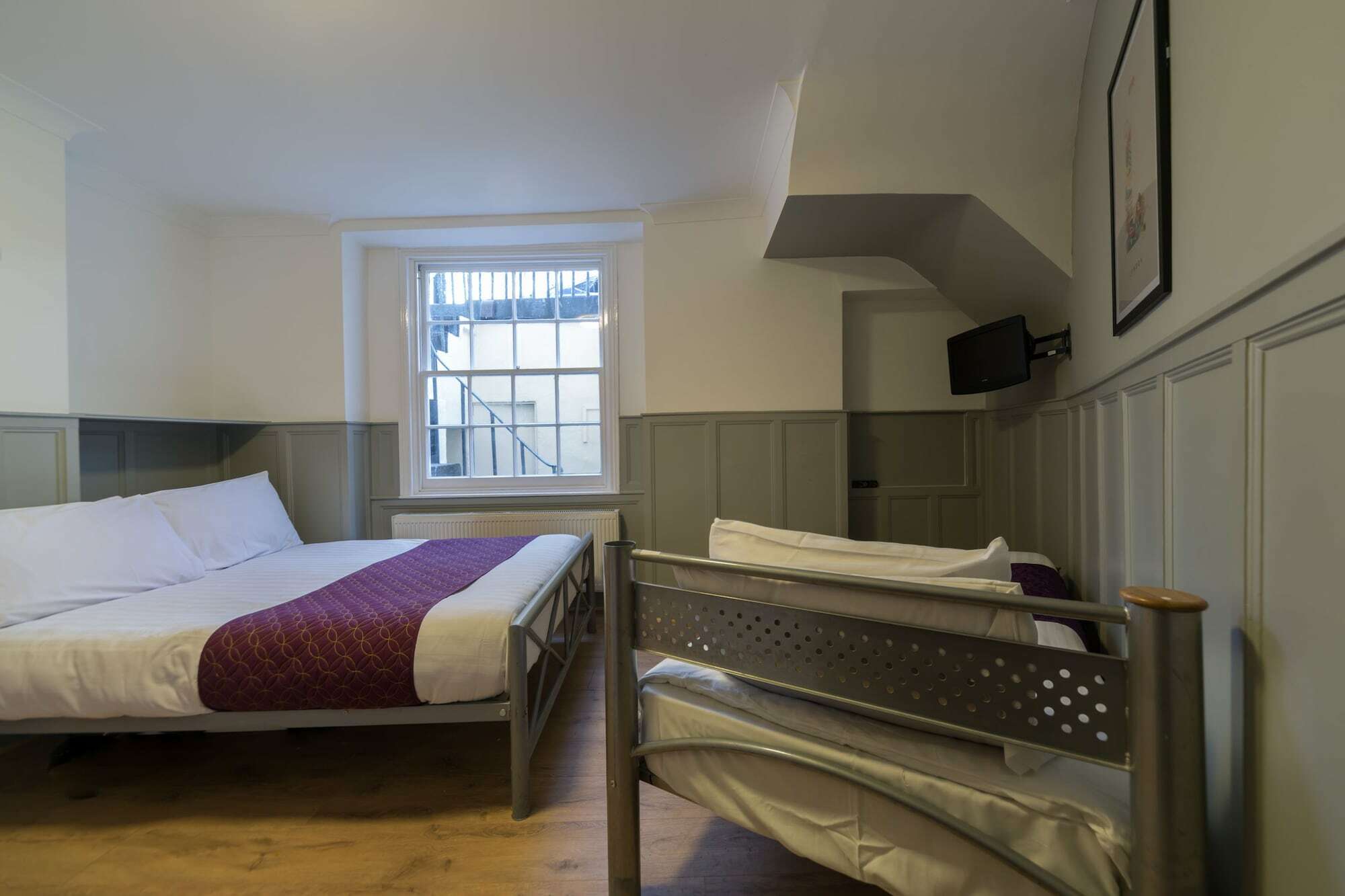 Oyo Kings Hotel London Exterior photo